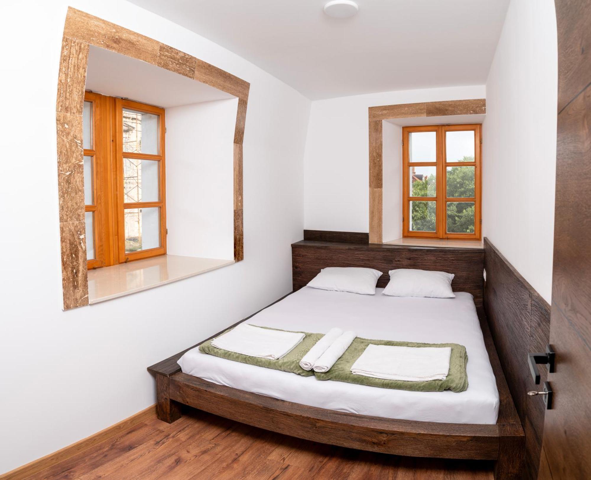 Sunrise Apartments - With Old Bridge View Mostar Exterior photo